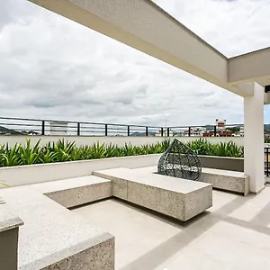  Apartamento Apartamento Próximo à Ufsc Com Estacionamento E Rooftop